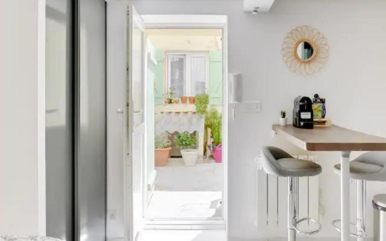 Charming Studio For 2 People In By Weekome Marseille