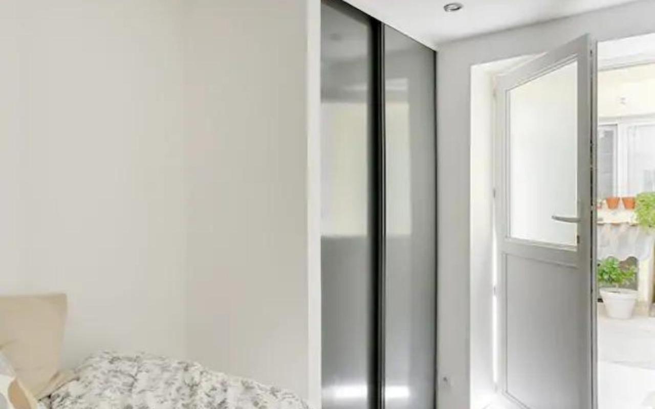 Charming Studio For 2 People In By Weekome Marseille
