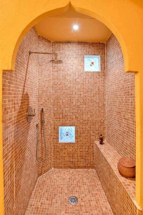 Villa Magnifique Avec Piscine *