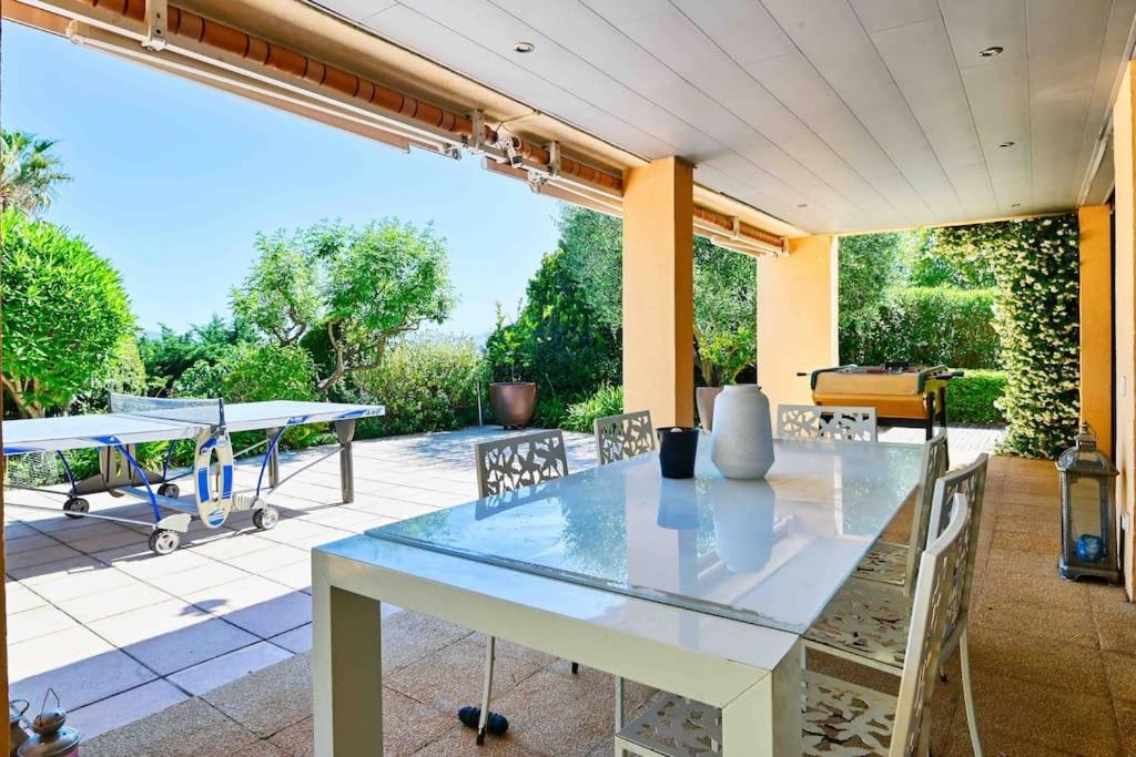 Villa Magnifique Avec Piscine *
