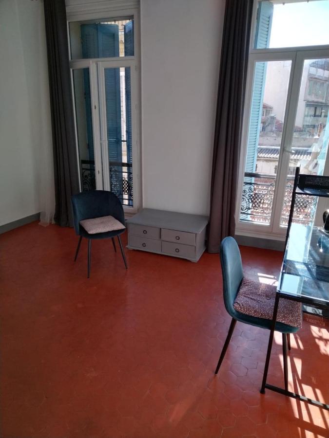 La Plaine Cours Julien: Creative Quarter Private Apartment