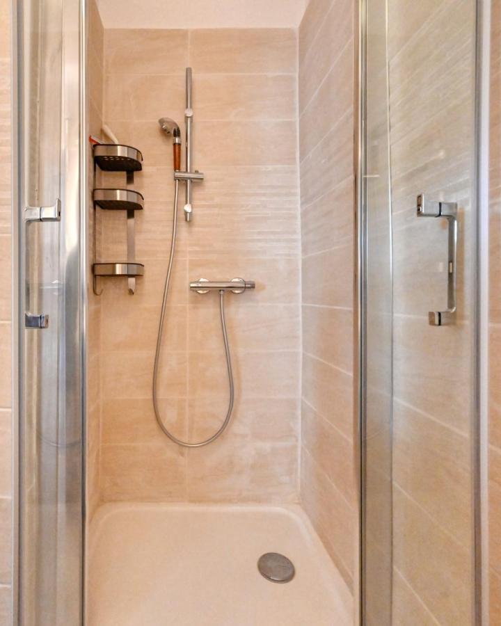 Appartement Chaleureux Avec Balcon Au Coeur Du 8ème Arrondissement Marseille