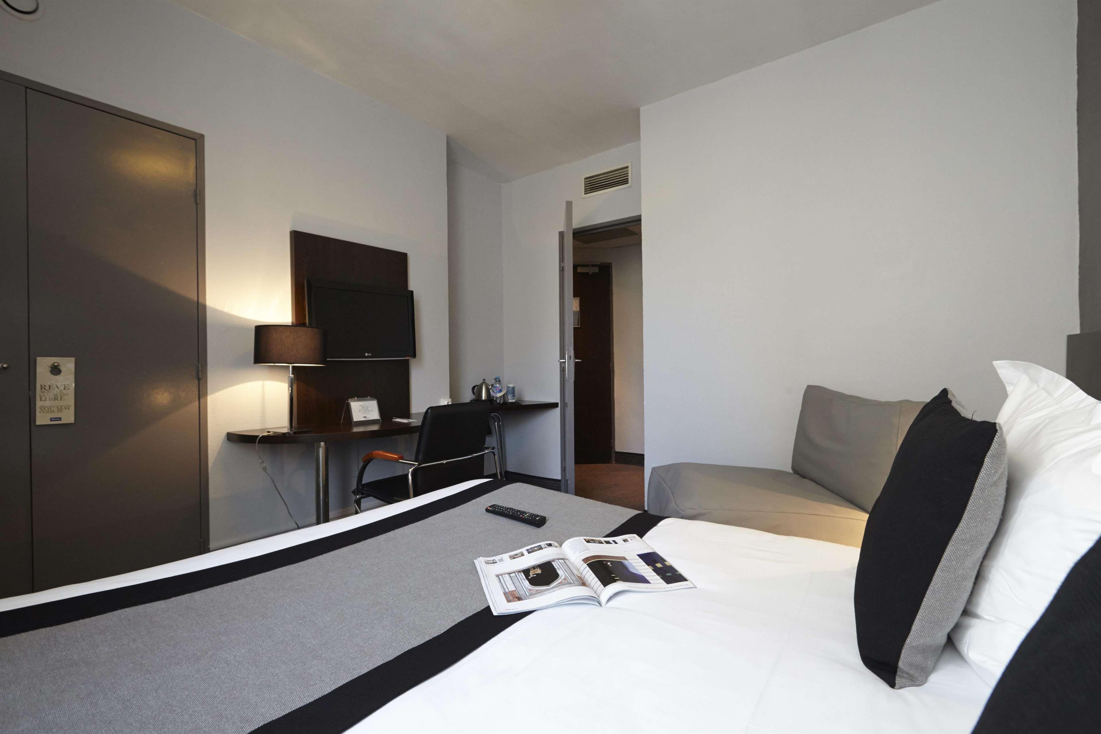 Kyriad Centre Paradis-prefecture Hotel Marseilles