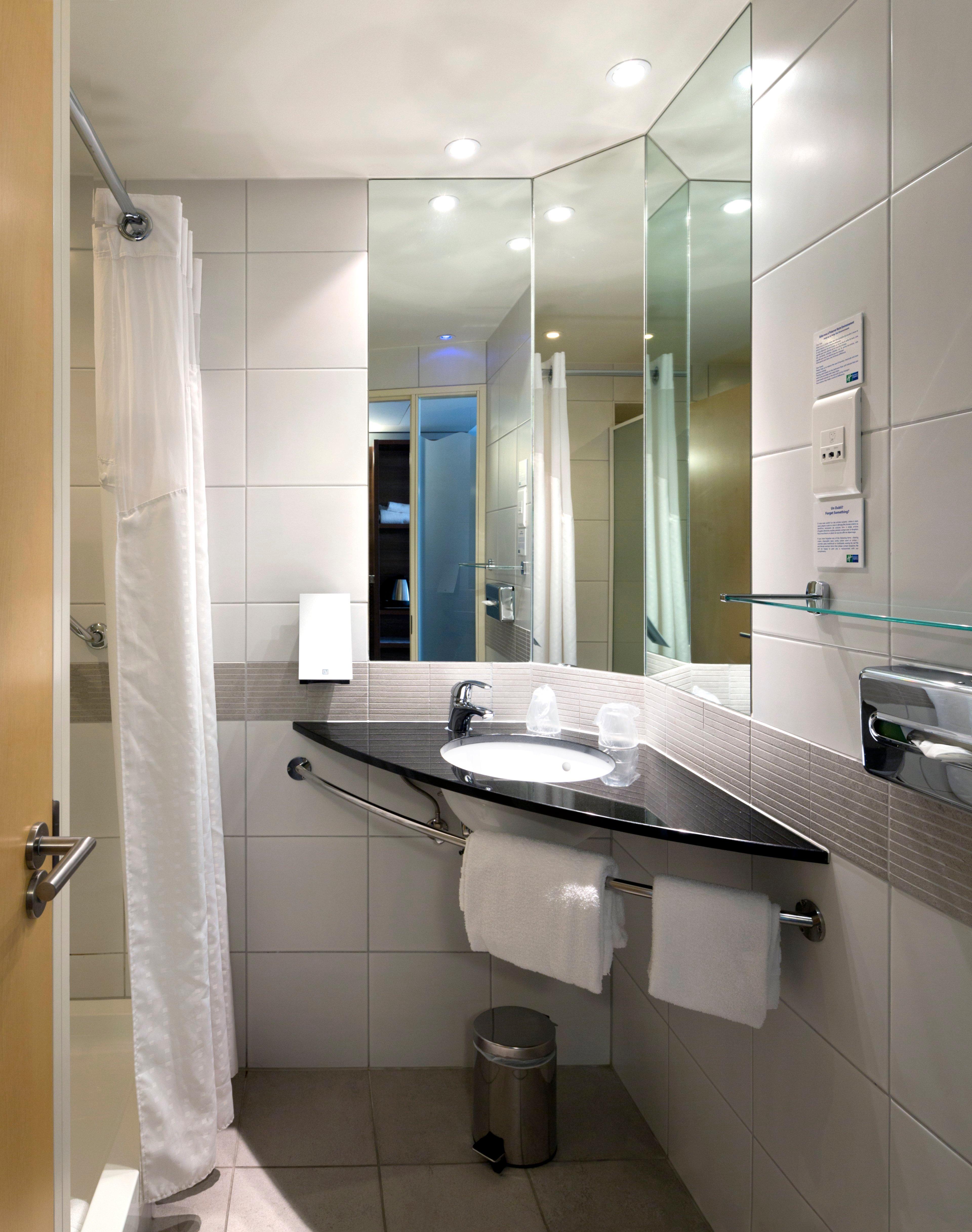 Hotel Centre Gare Saint-charles 3*