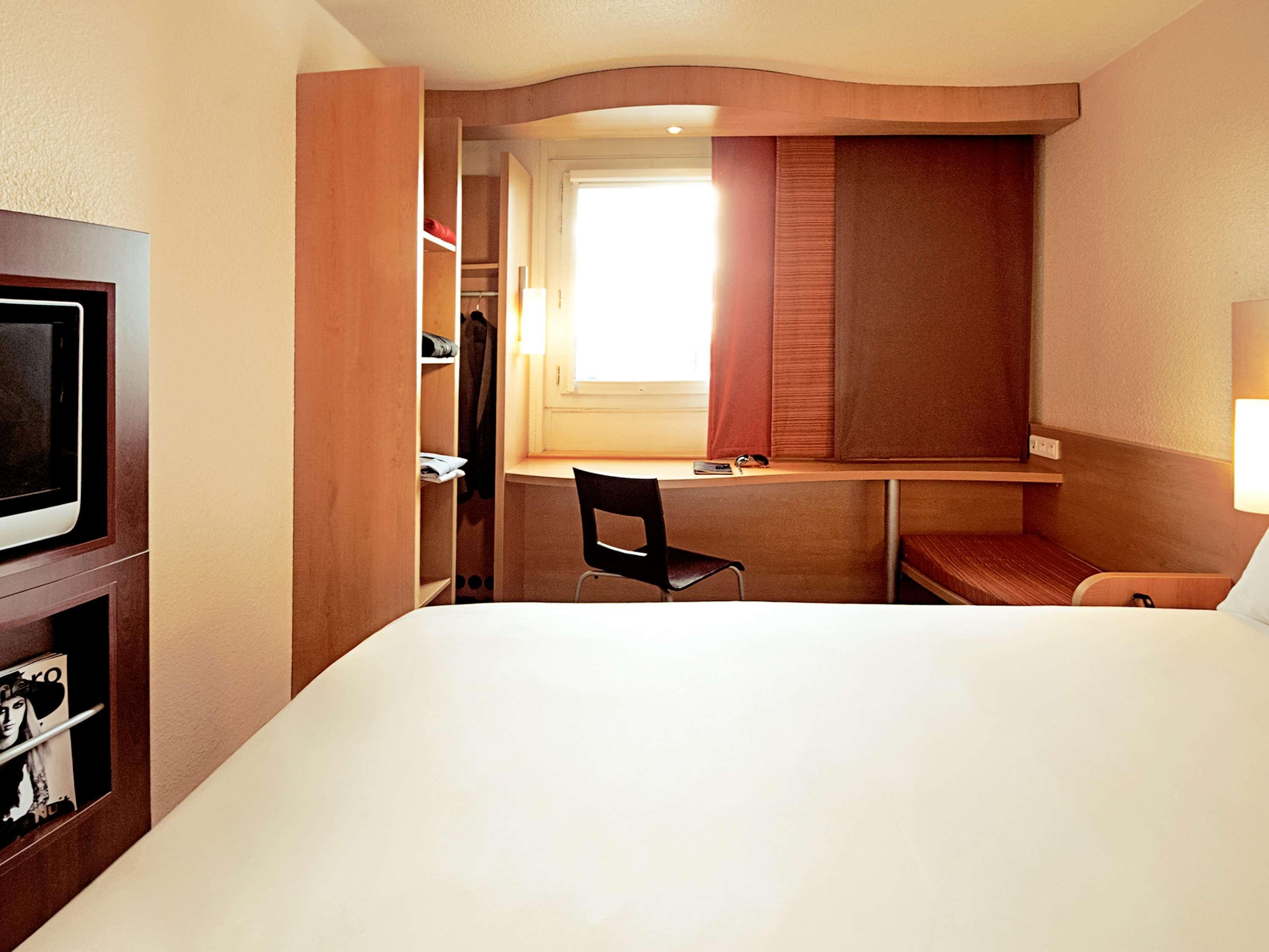 La Valentine Porte D'aubagne 3* Marseilles