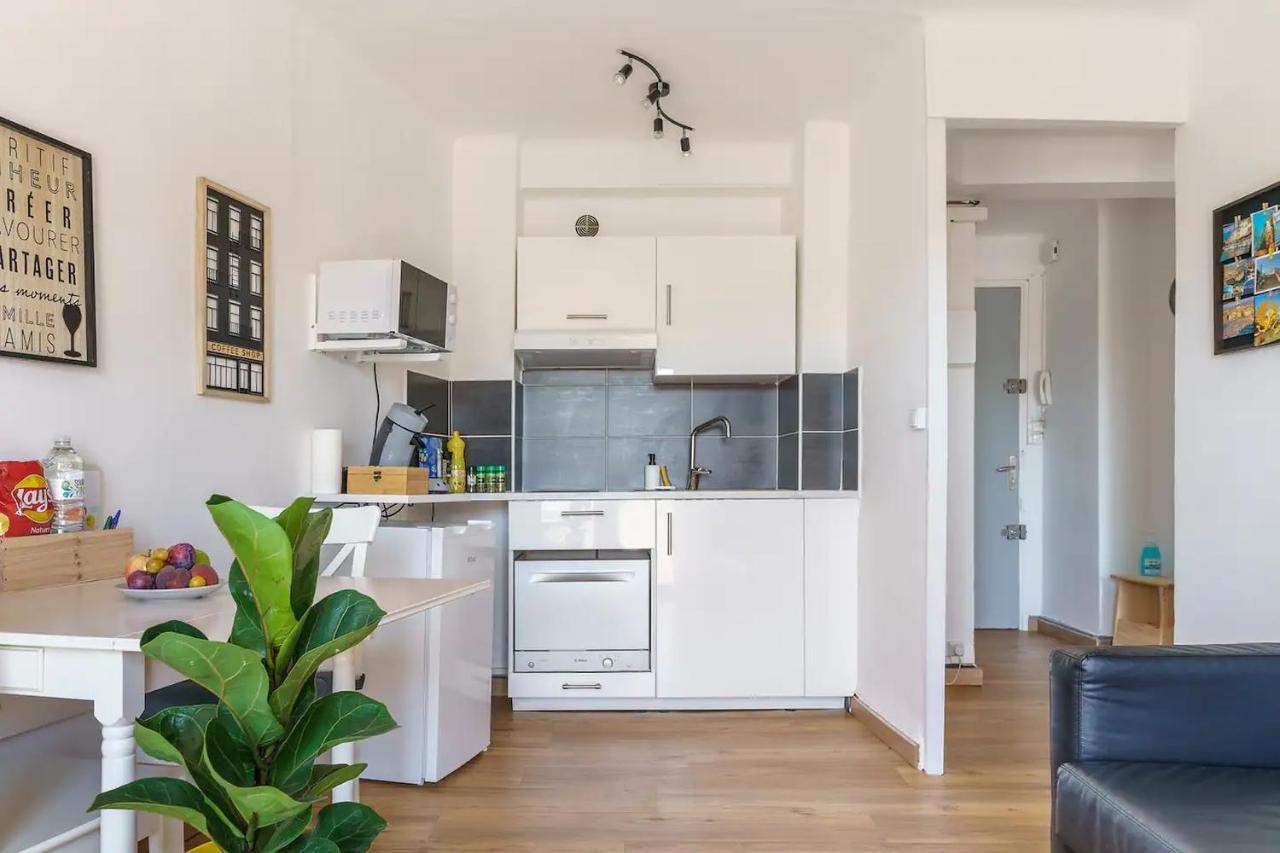 Apartment Escale St Charles - 150m De La Gare, Vue Sur Notre-dame De La Garde Marseilles