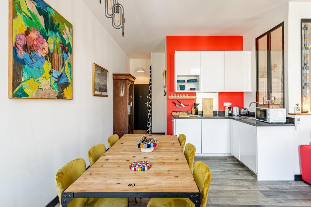 T2 Chic, Vue Vieux-port Et Notre Dame, Atypique, Calme, Clim, 48m2, Acces Autonome Avec Code * Marseilles