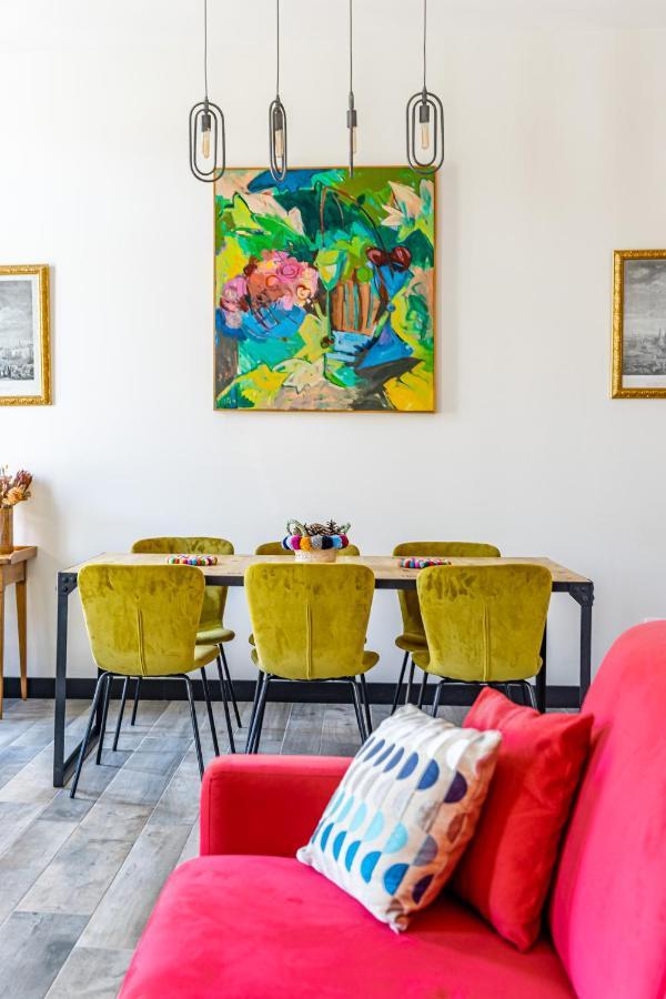 T2 Chic, Vue Vieux-port Et Notre Dame, Atypique, Calme, Clim, 48m2, Acces Autonome Avec Code * Marseilles