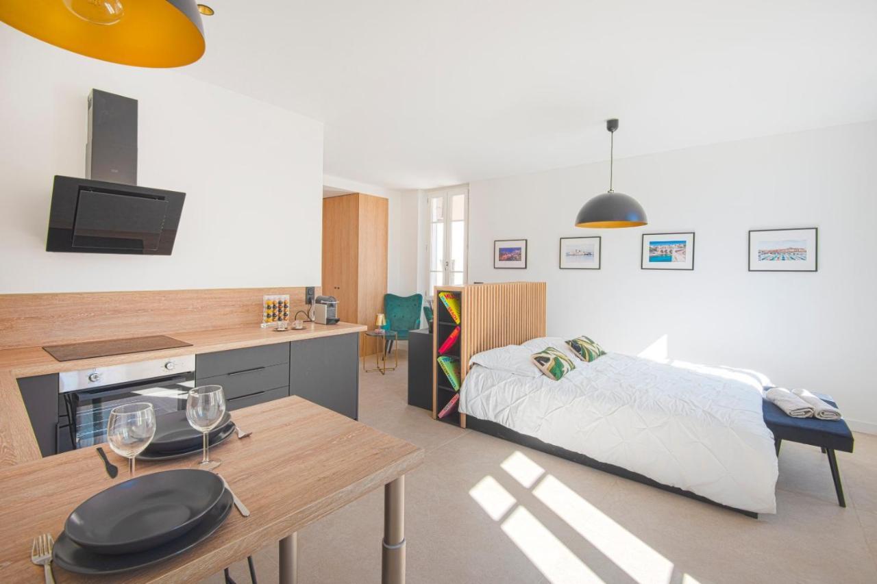 La Suite, Luxe, Place De Lenche, Vieux Port * Marseilles