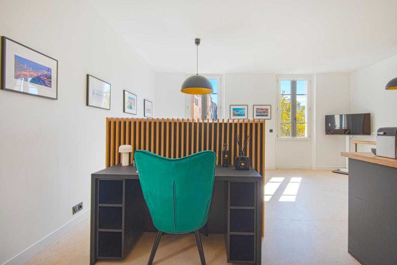 Apartment La Suite, Luxe, Place De Lenche, Vieux Port *