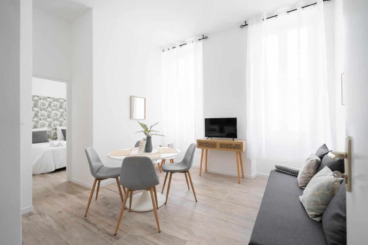 Le Concorde Complexe 16 Pers 3 Terrasse Clim Maison d'hôtes Marseille