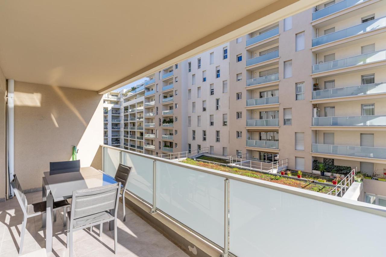 Panier, Major, De 47 M2, Parking Et Terrasse Appartement