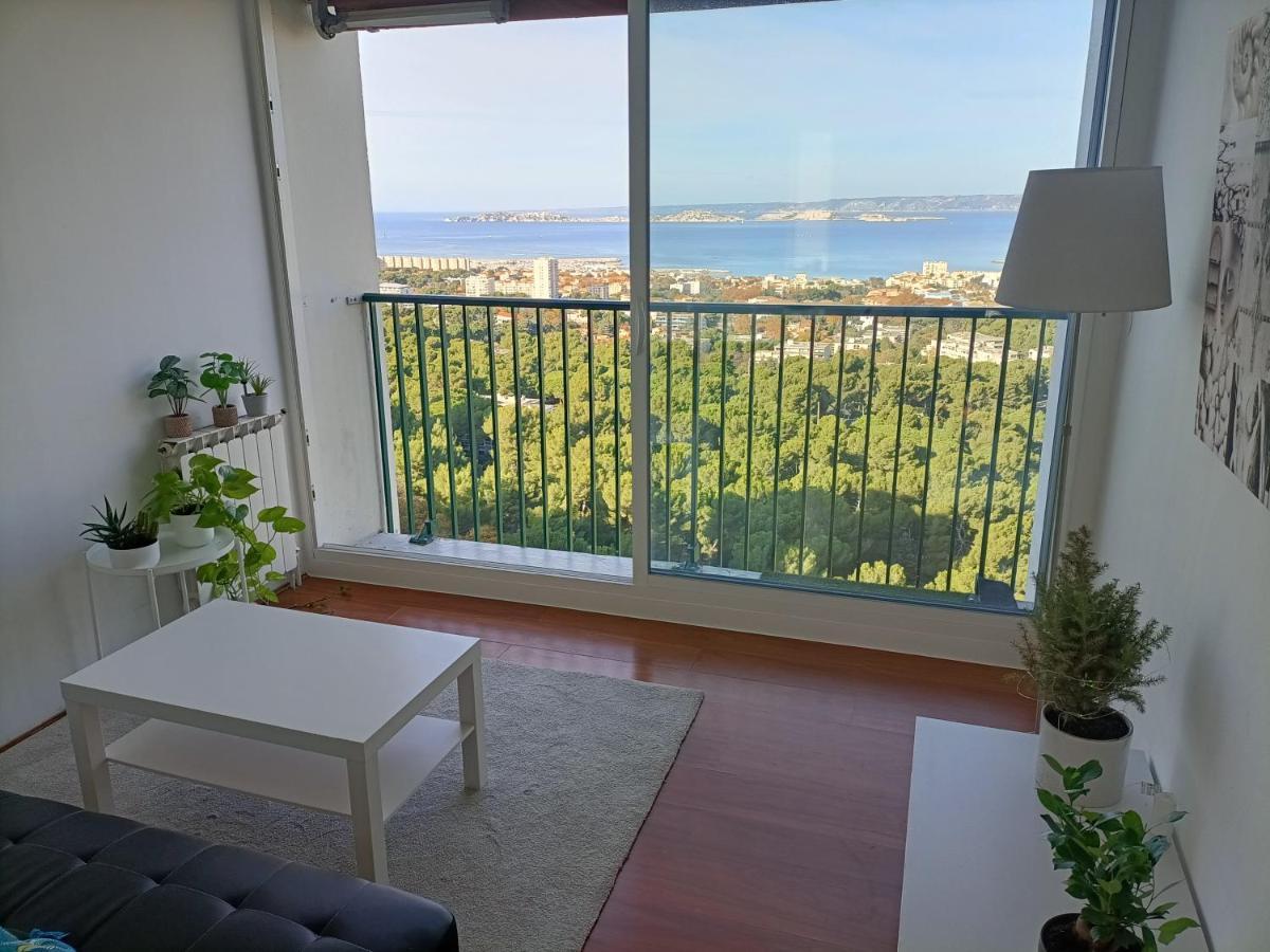 Apartment Vue Et Montagne Dans Parc Du Roy D'espagne, Up To 7 People *