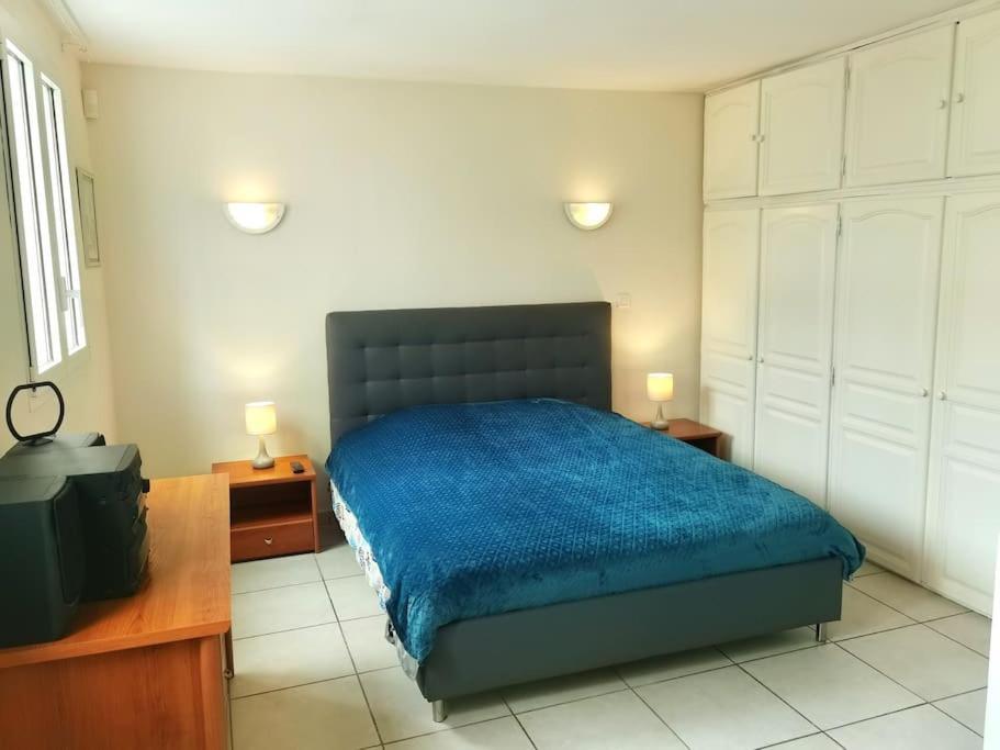 Sidonie : Jardin+jacuzzi En Ete, A 17min A Pied Ferienhaus