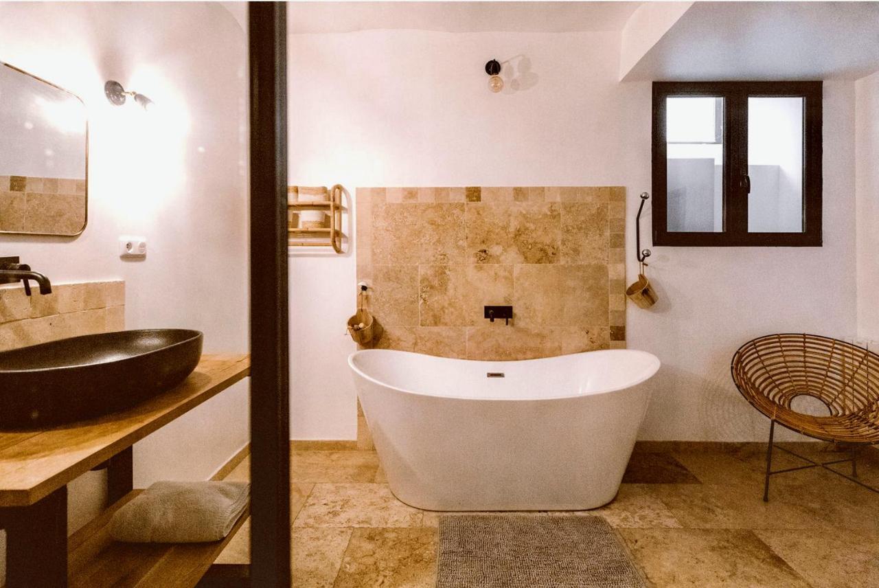 Superb Loft Featuring Garden, Sauna And Private Pool *