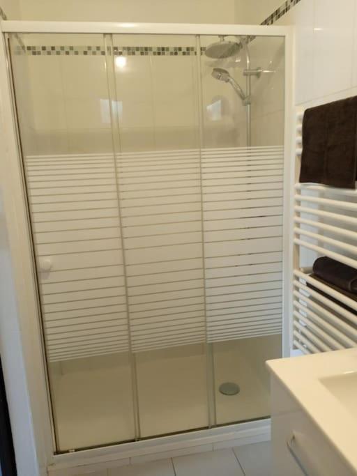 Apartment Studio Independant Proximite Metro Universites Afpa