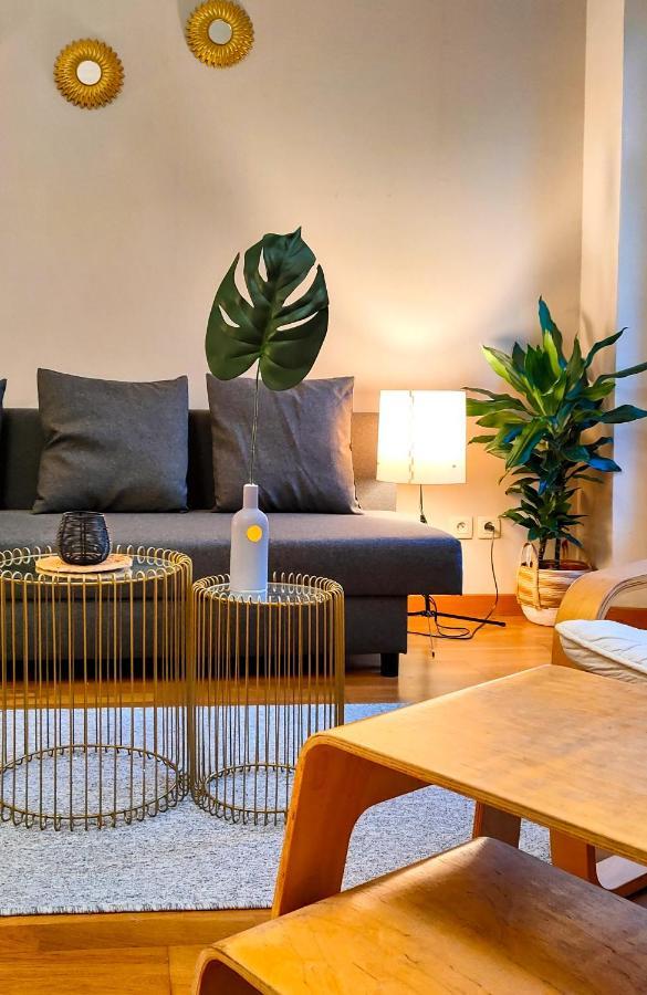 Apartment Appartemment Rue De La Republique, Joli Et Moderne Au Coeur Du Centre Marseilles