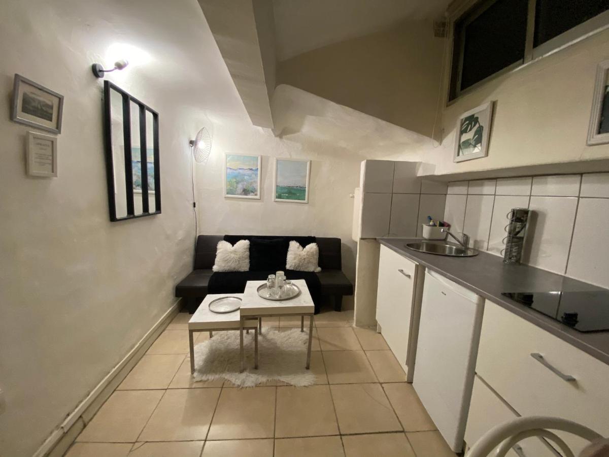 Gare Saint Charles Apartment *