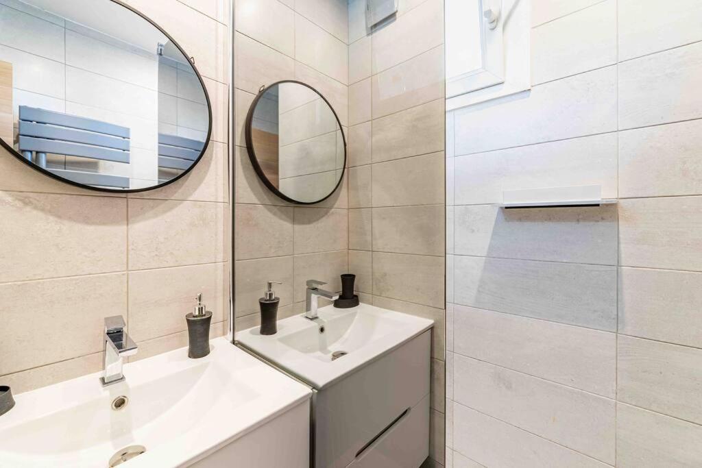 Appartement Climatise En Bas Des Calanques De Morgiou Marseille