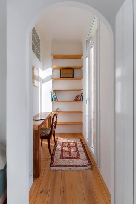 Superbe Appart, Central, Petit Balcon & Vue Place Marseille
