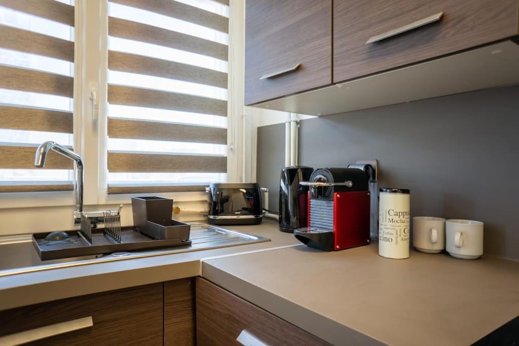 Appartement Le Forbin, Cosy Et Climatise Avec Balcon Marseille