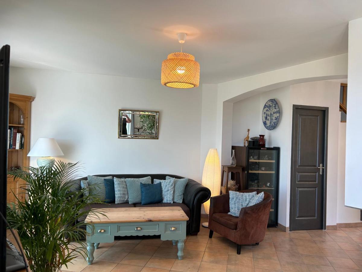 Villa Maison Entierement Climatisee Vue D'exception Et Rade De Avec Piscine 8 Personnes