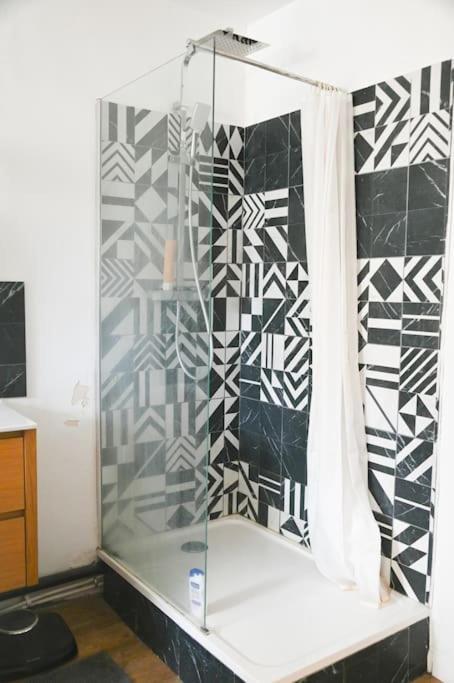 Rome Yourhosthelper Apartment Marseilles