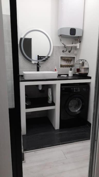 Apartment T2 Lumineux A La Joliette