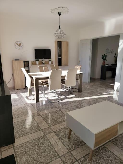 Appartement Le Panier De Papet, -vx-port-mucem