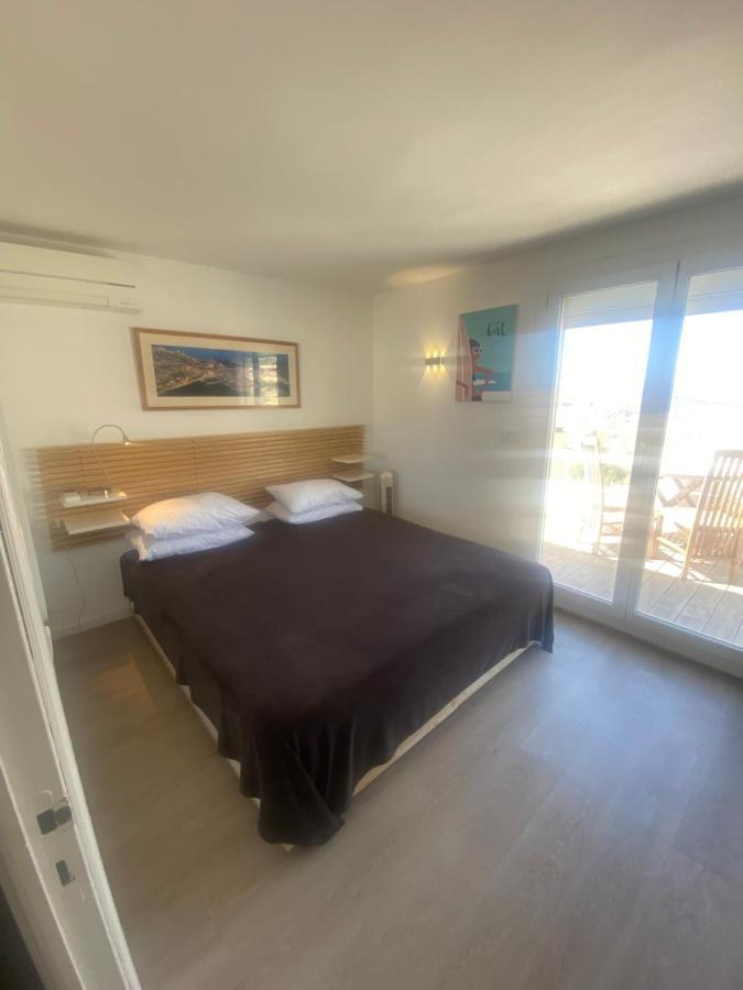 Au Coeur Du Parc National Du Massif Des Calanques, La Flibuste Des Goudes, Maison 2 Chambres, Climatisee, Jardins, Solarium, Proche Plage, Large Vue * Marseilles