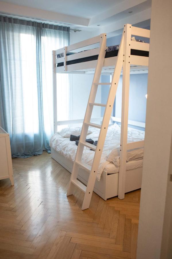 Luminous Golden Quarter Appartement