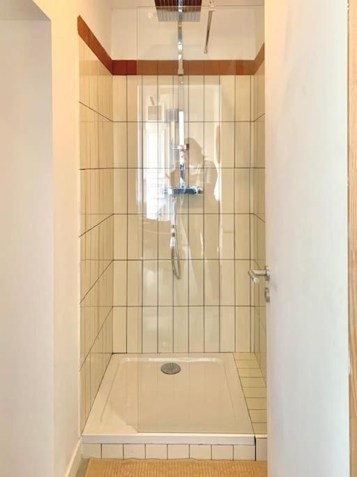 Duplex Avec Balcon Apartment *