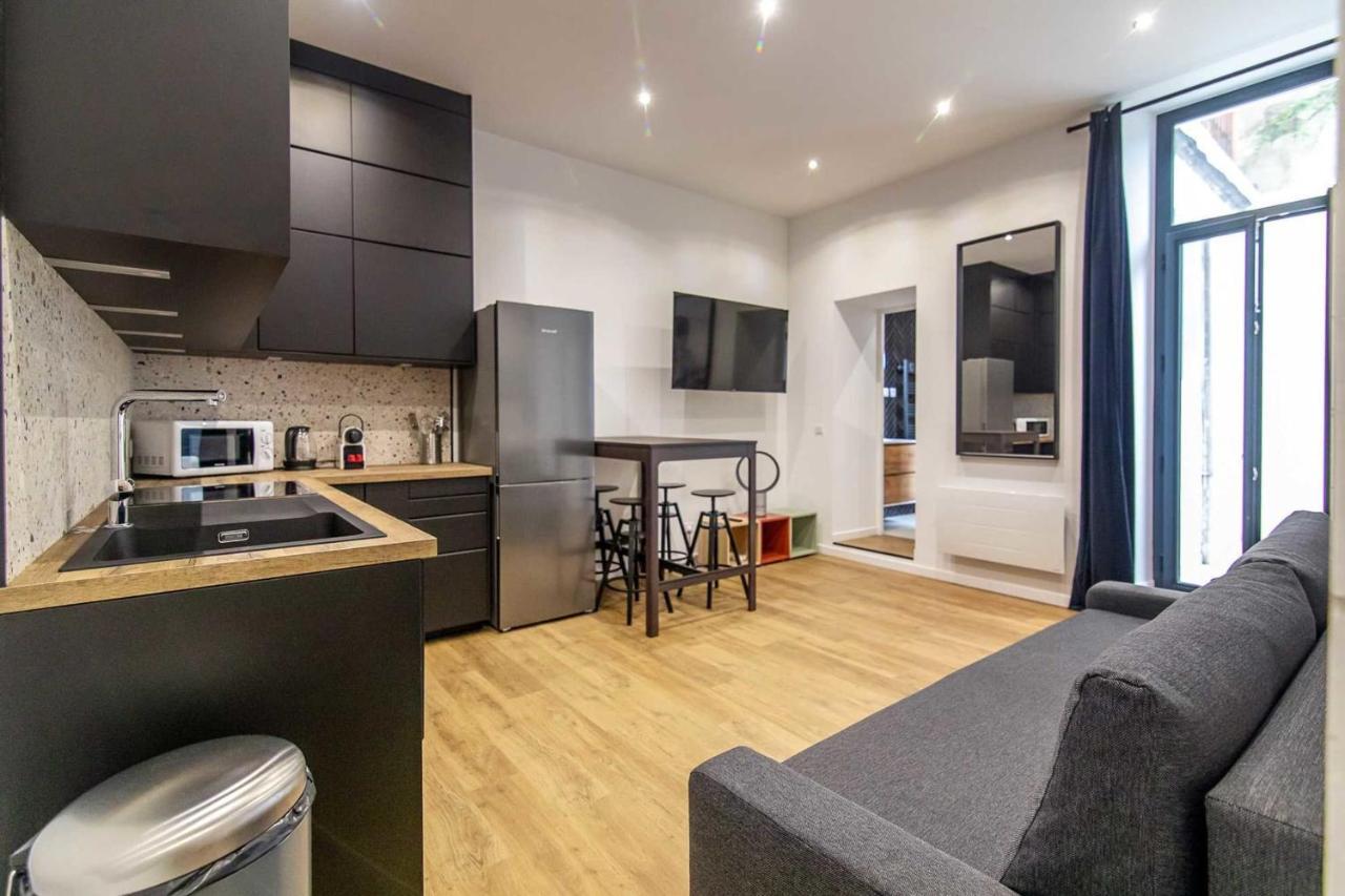 Apartment 1 Bedroom With Terrace - Prefecture *