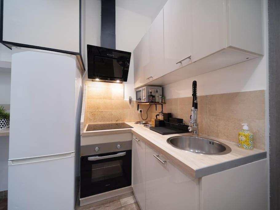 Equipe 2 A 4 Couchages Au Coeur Du Vieux Port Appartement