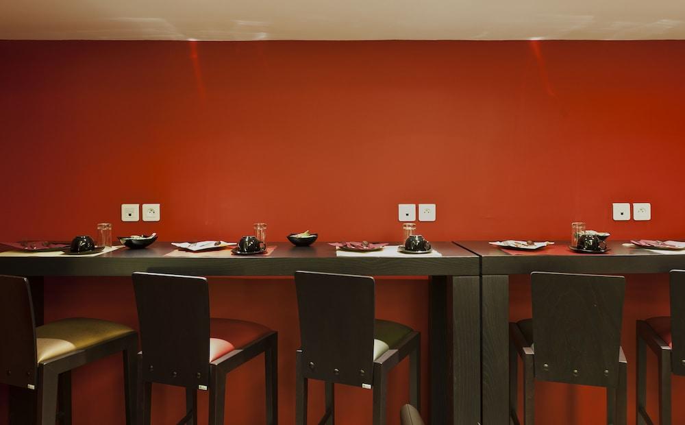 Appart'city Centre Prado Velodrome 3*