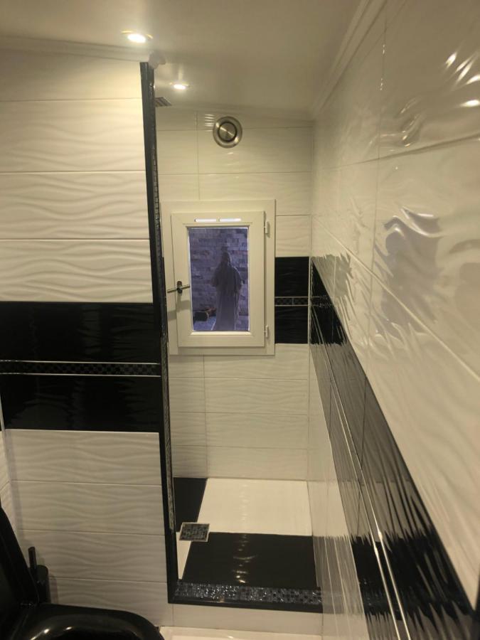 Chambre 2 Places Avec Salle De Bain Guest house Marseille