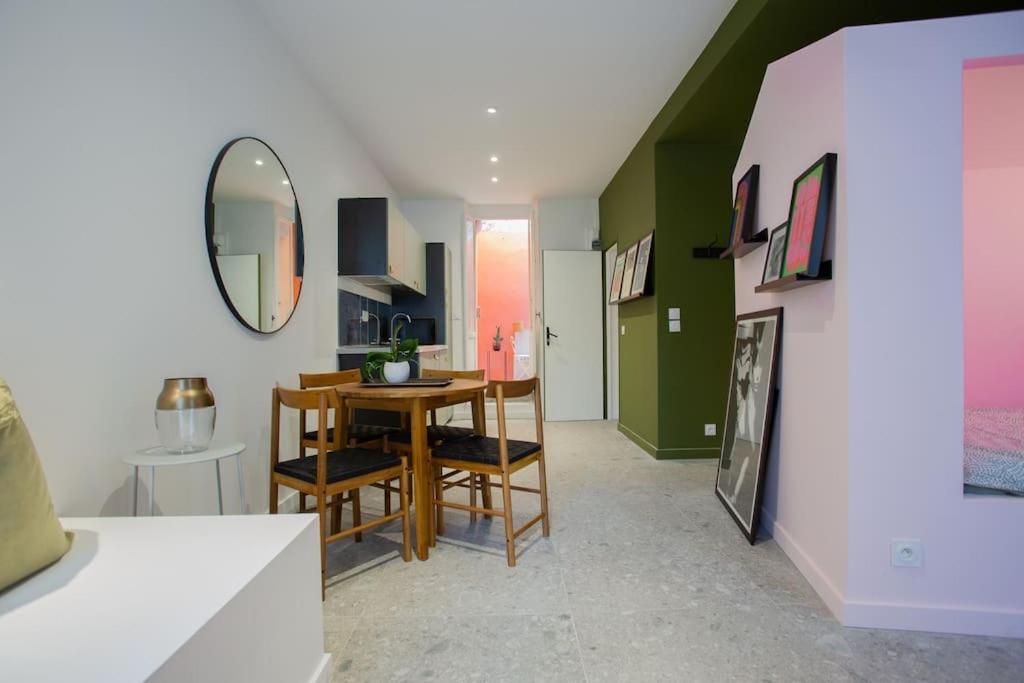 A L'angle Des Iles Apartment *