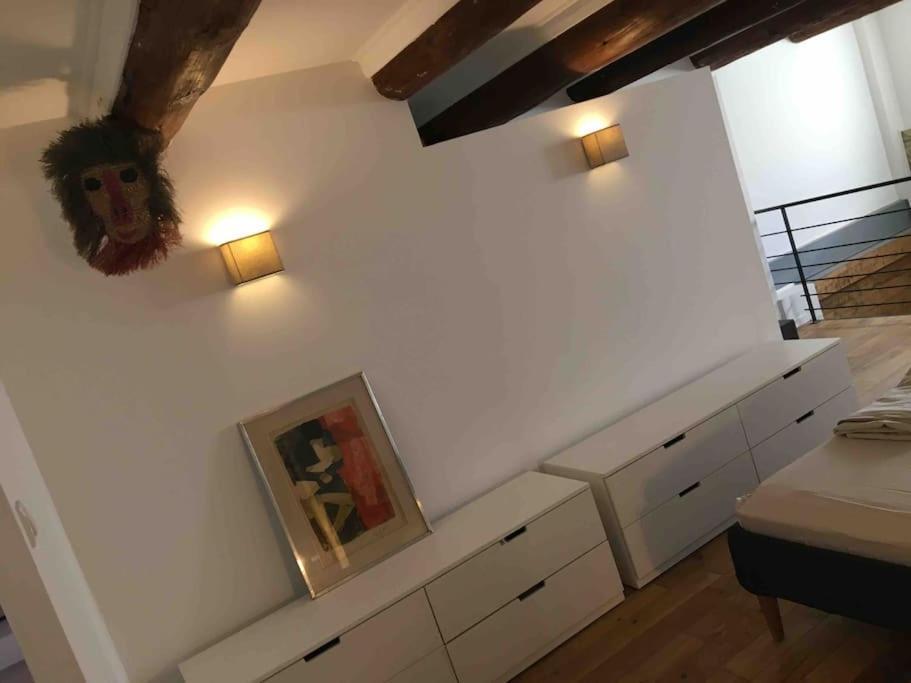 Flc -notre-dame 5 Min, Luxurious Loft 4 Rooms, 8 Guests- Appartement Marseille