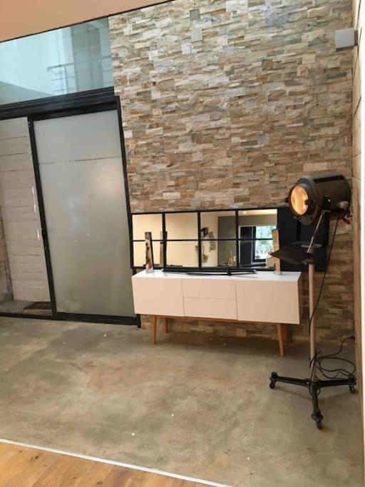 Flc -notre-dame 5 Min, Luxurious Loft 4 Rooms, 8 Guests- Appartement