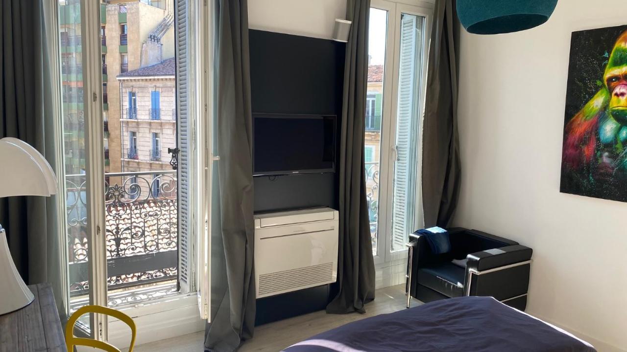 Le Baille Coeur Centre Apartment