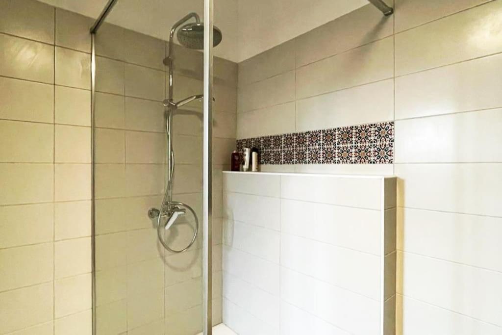 / 4 Pers / 2 Ch / Noailles Coeur * Marseilles