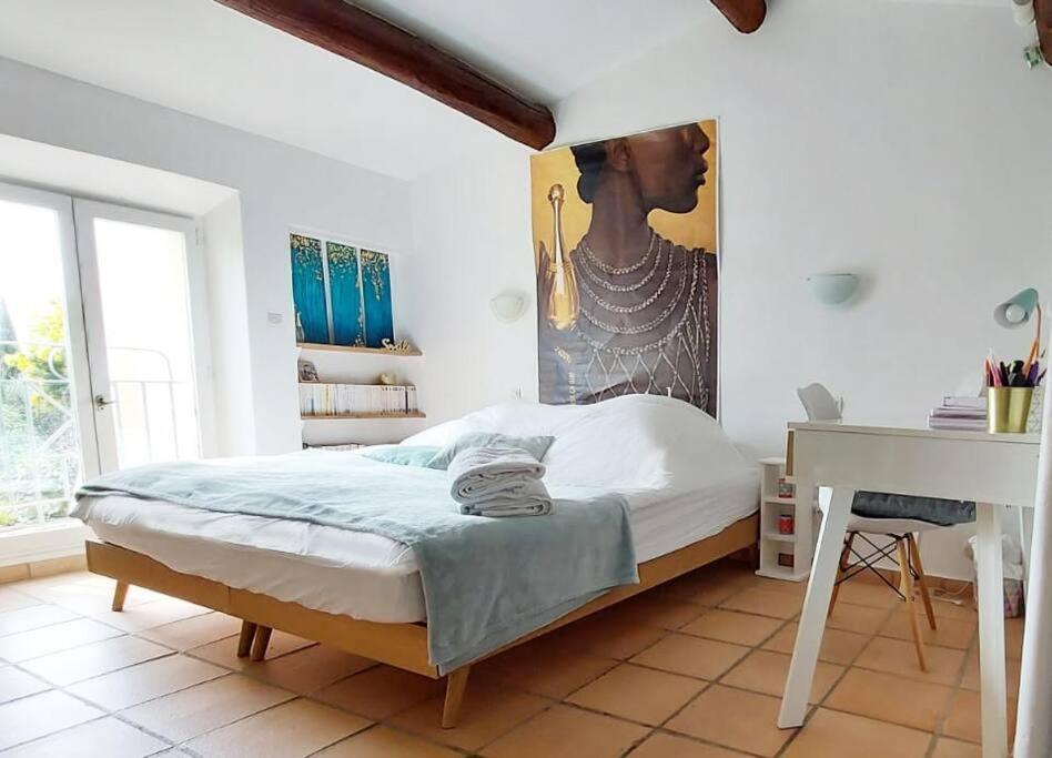 Beautiful Mas With Swimming Pool In Provence / Maison Provencale Avec Piscine Villa Marseilles