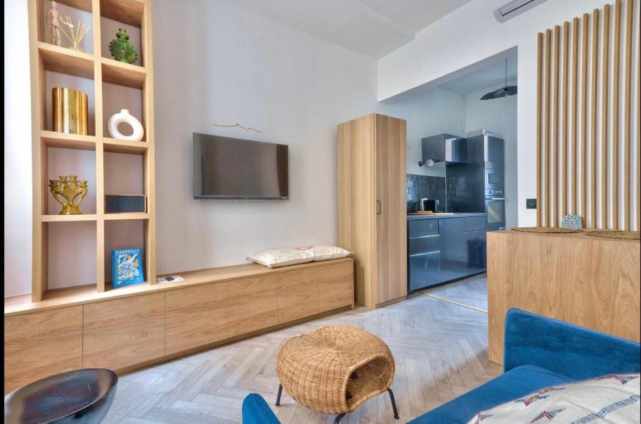 Proche Du Vieux-port, Avec Balcon Appartement
