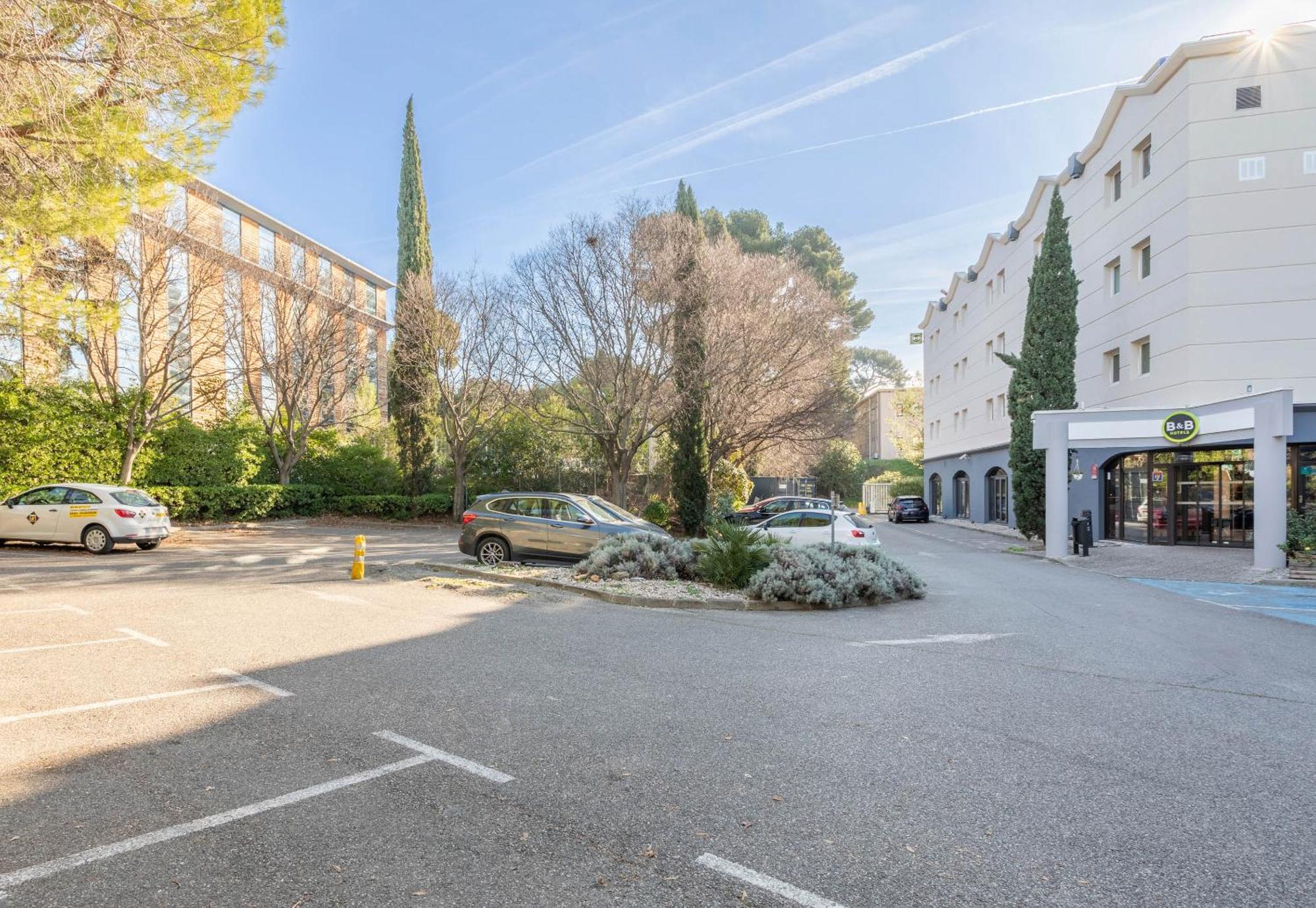 La Valentine Porte D'aubagne Marseilles