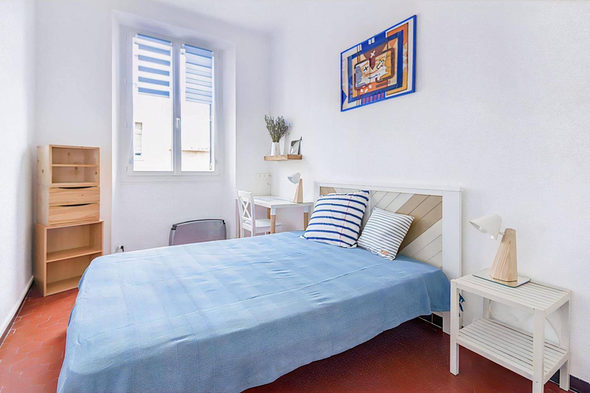 Apartment Spacious In The Heart Of *