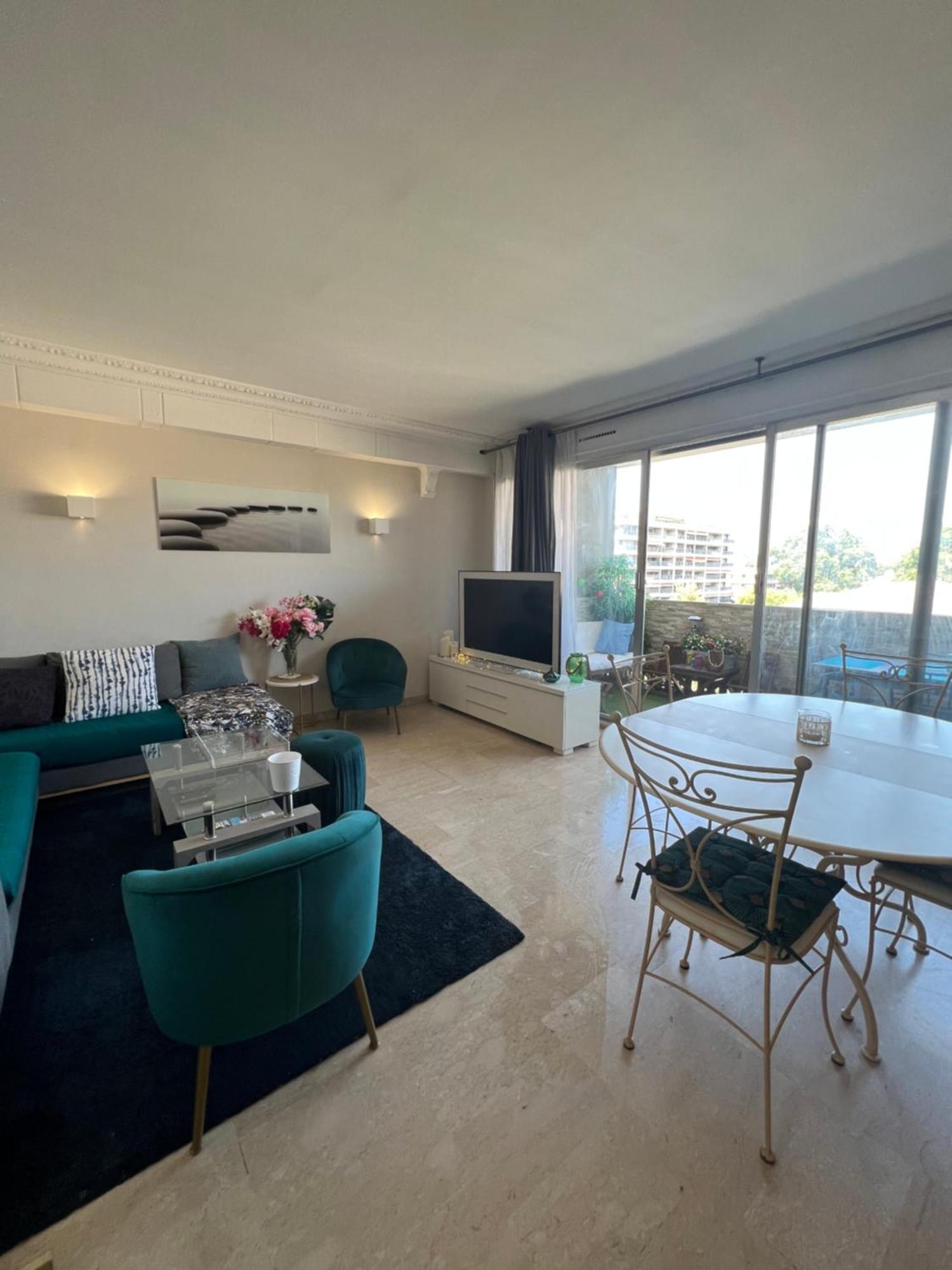 130m2 De Standing, 5min Plages Et Stade, Parking Gratuit, 5e Et Dernier Etage Avec Ascenseur, Vue Montagne Apartment *