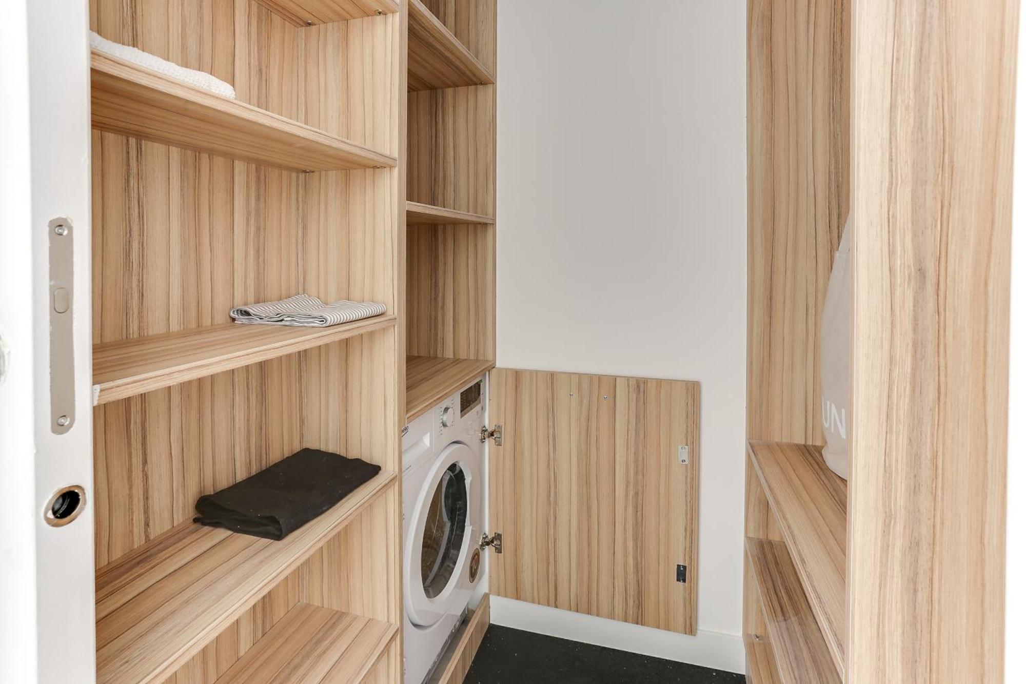 The Babel Community - Republique - Joliette Hotel *