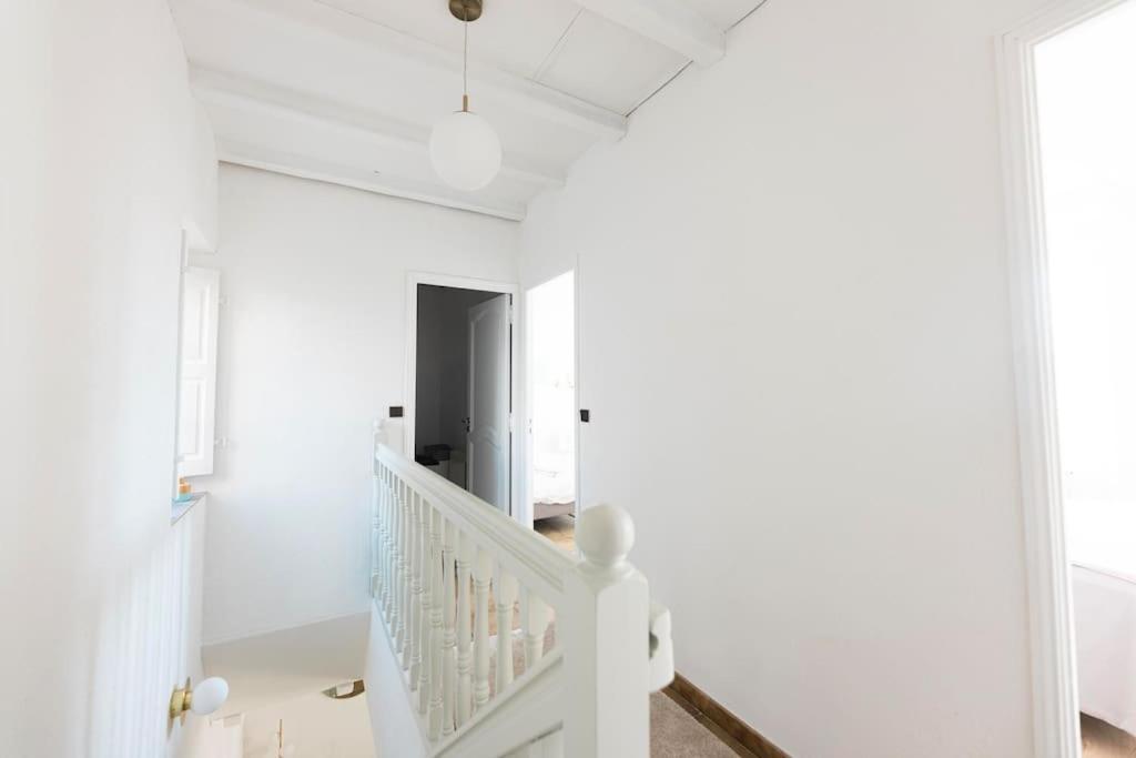 Hébergement de vacances Maison De Roucas Blanc *