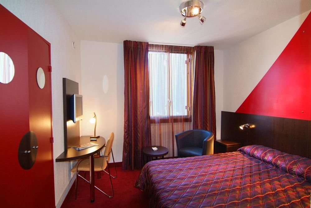 Kyriad Centre Paradis-prefecture 3* Marseilles