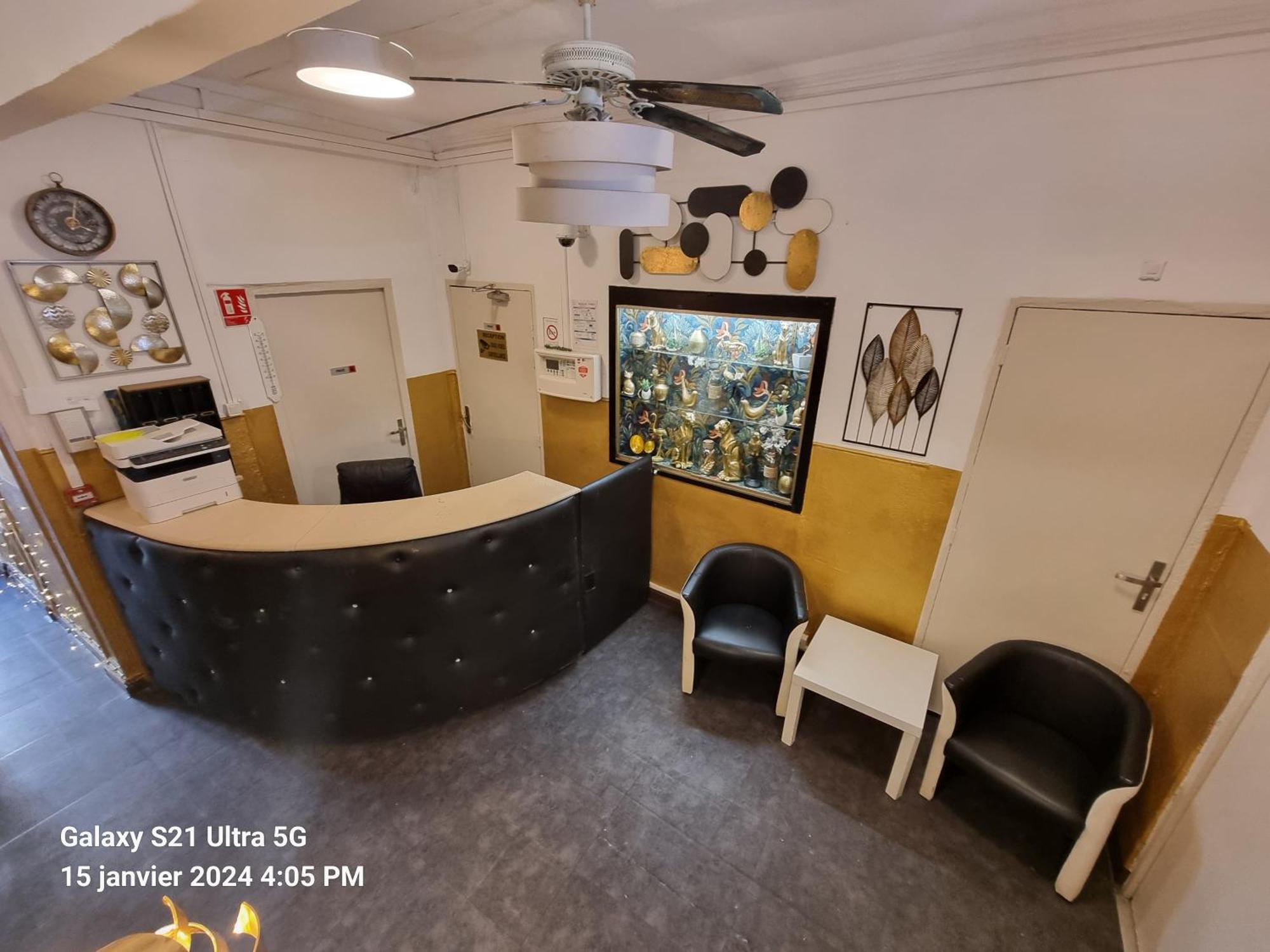 Des Allees Hotel